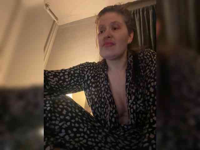 JullietteLatte webcam