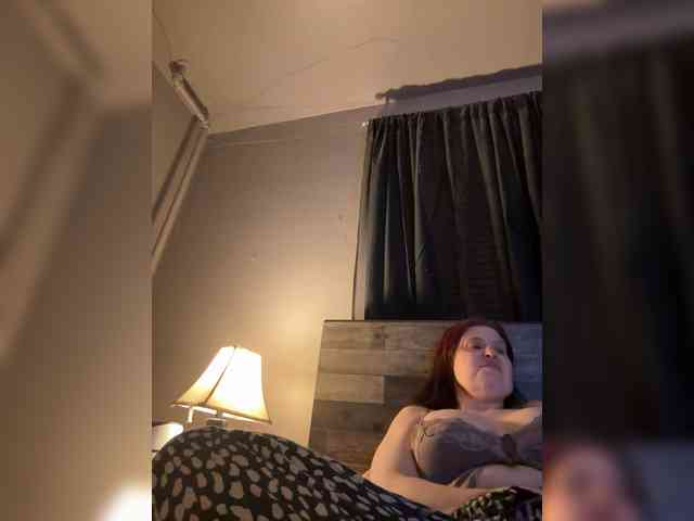 JullietteLatte webcam