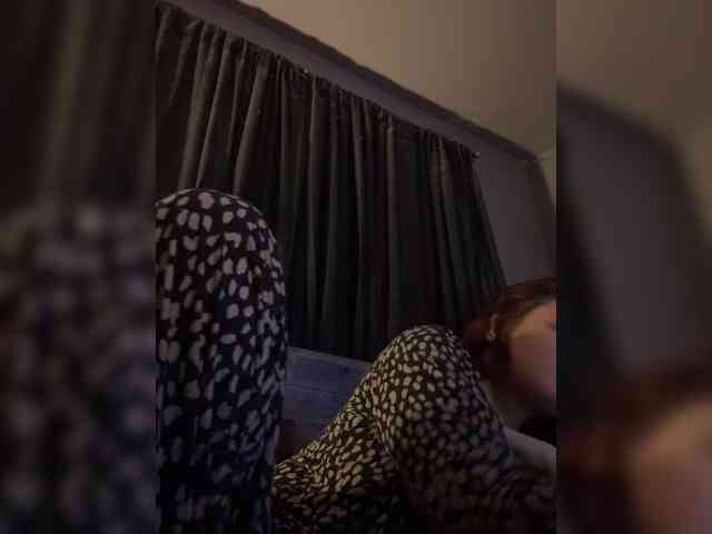 JullietteLatte webcam