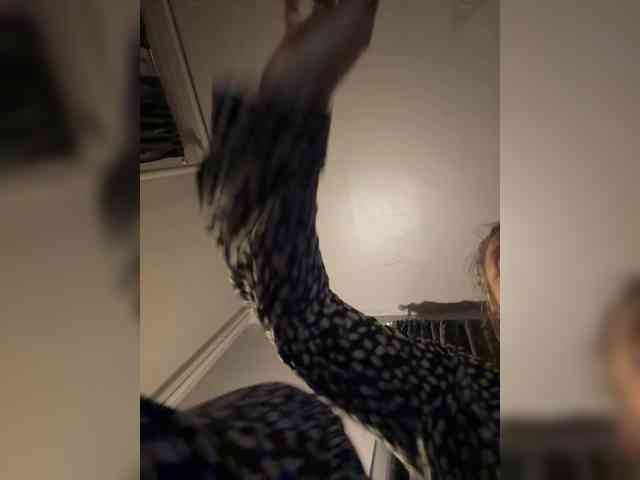 JullietteLatte webcam