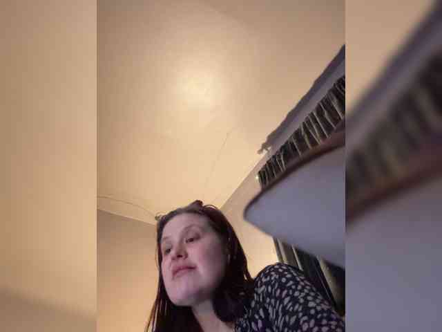 JullietteLatte webcam