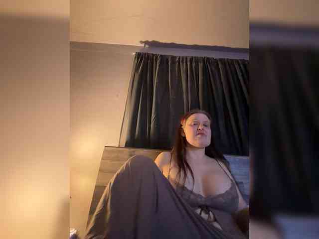 JullietteLatte webcam