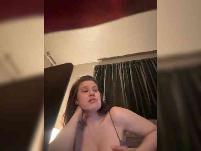 JullietteLatte webcam