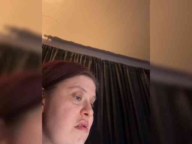 JullietteLatte webcam