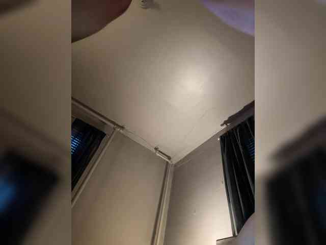 JullietteLatte webcam