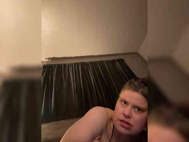 JullietteLatte webcam