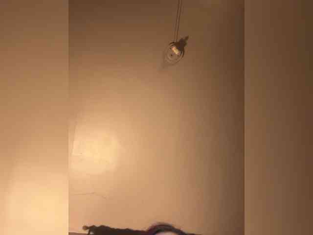 JullietteLatte webcam