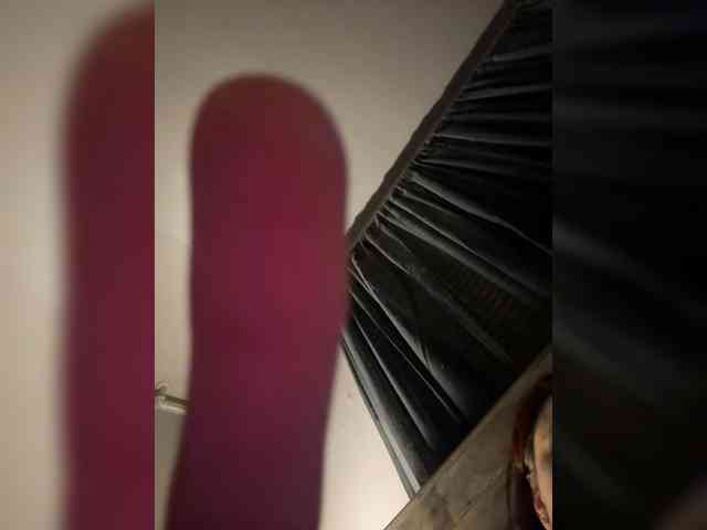 JullietteLatte webcam