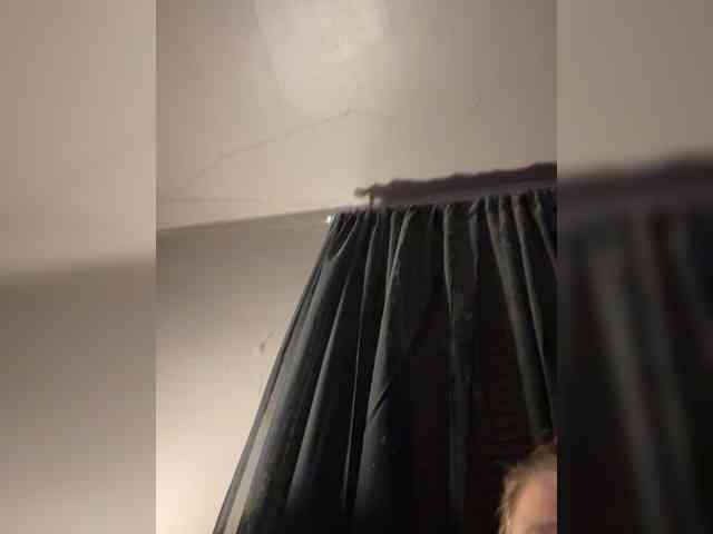 JullietteLatte webcam