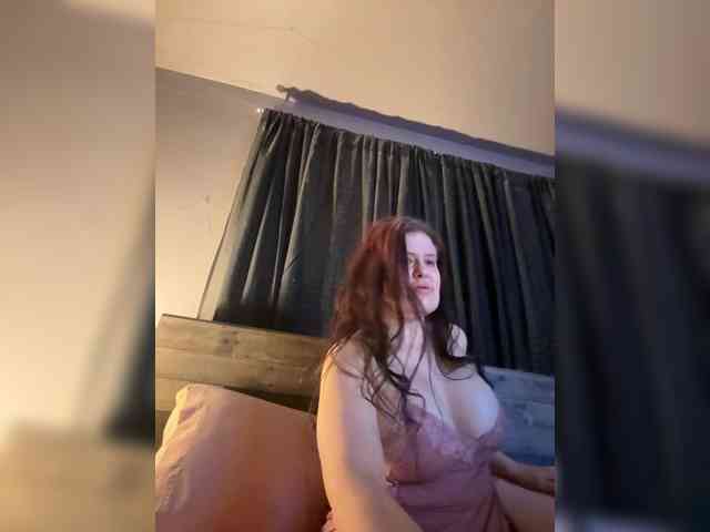 JullietteLatte webcam