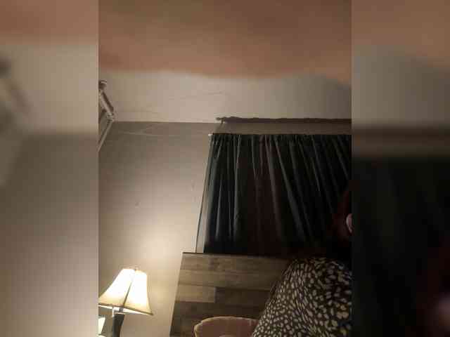 JullietteLatte webcam