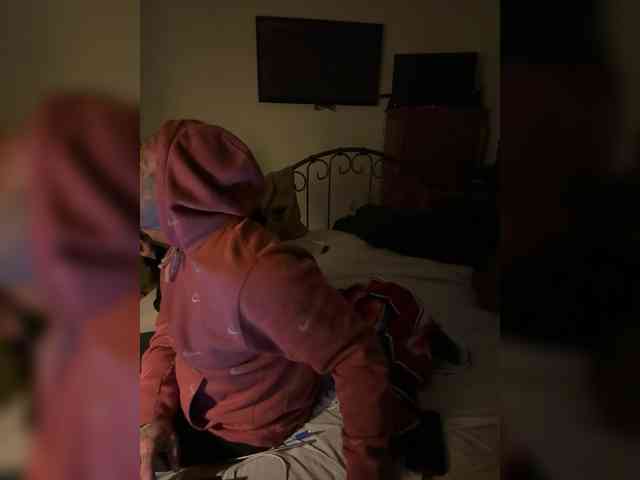 TattedNConvicted1 webcam