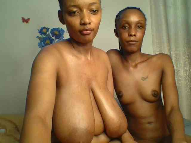 Temptingtwosome webcam