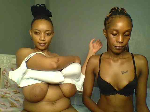 Temptingtwosome webcam