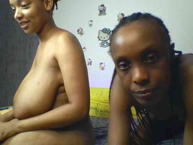Temptingtwosome webcam