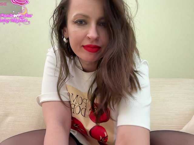 AngelAlexis's BongaCams show and profile