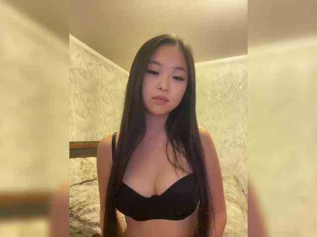 YunHori Live Webcam on BongaCams