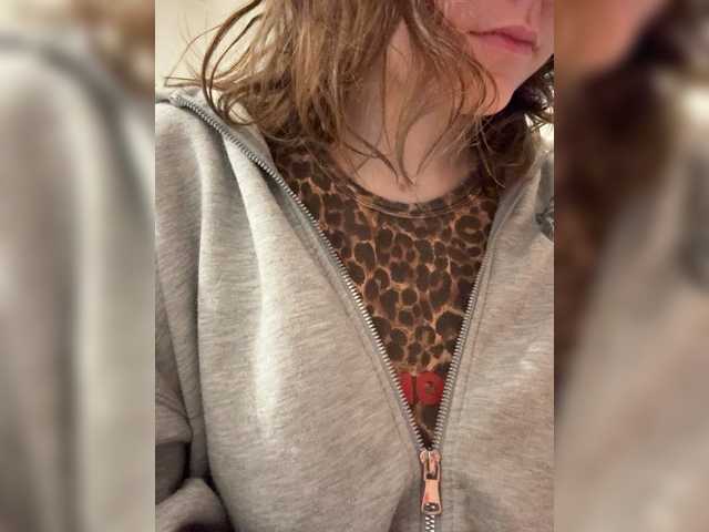 Asexysmile's BongaCams show and profile