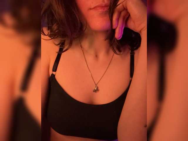 Asexysmile's BongaCams show and profile