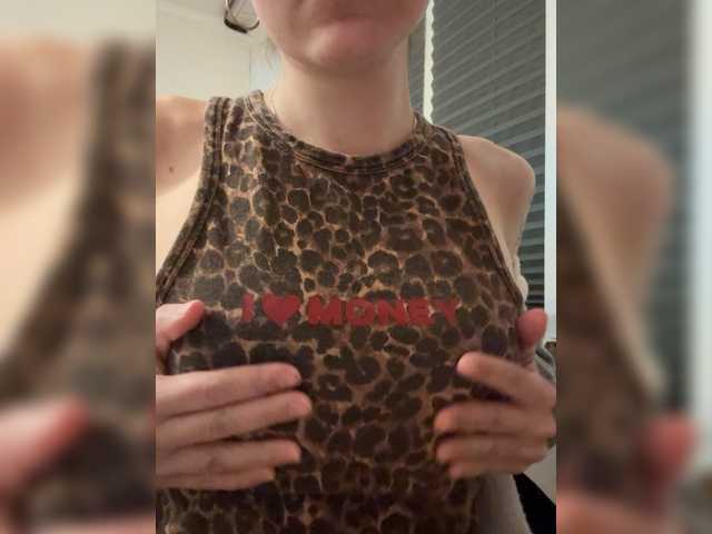 Asexysmile's BongaCams show and profile