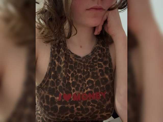 Asexysmile's BongaCams show and profile