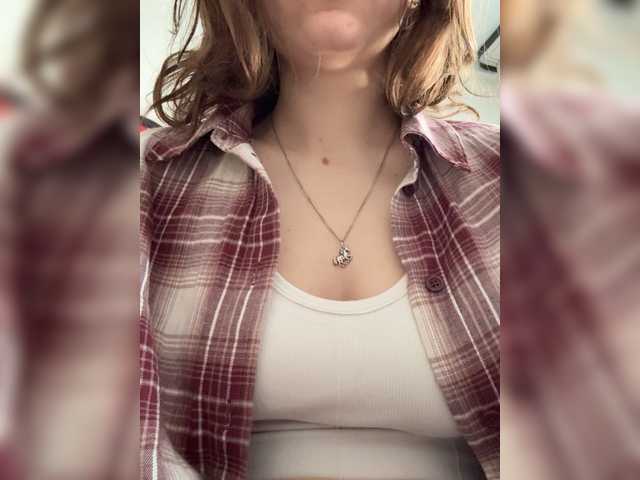 Asexysmile's BongaCams show and profile