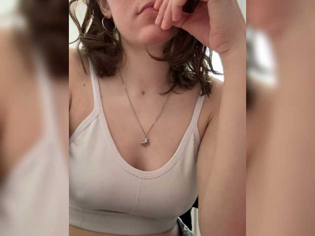 Asexysmile's BongaCams show and profile