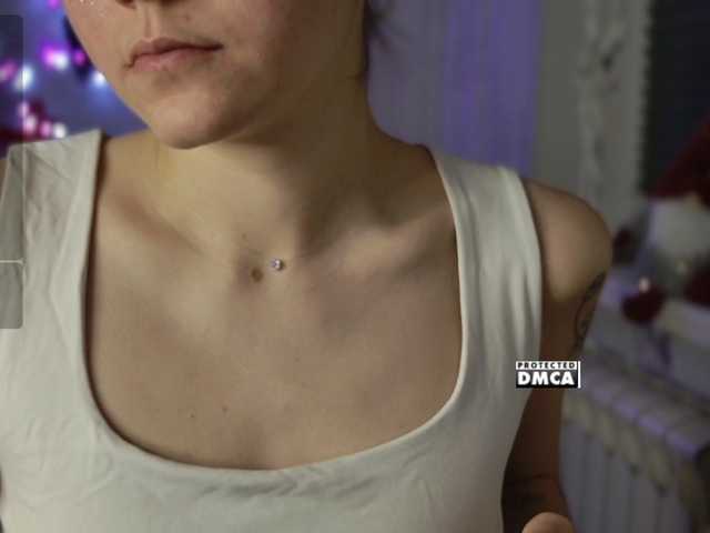 Asexysmile's BongaCams show and profile