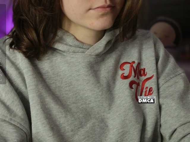 Asexysmile's BongaCams show and profile