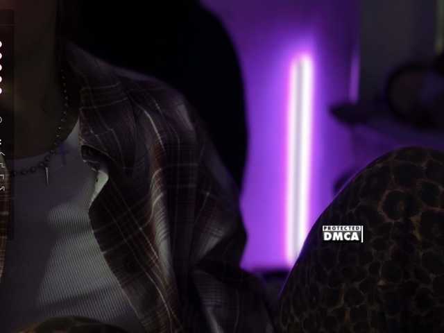 Asexysmile's BongaCams show and profile