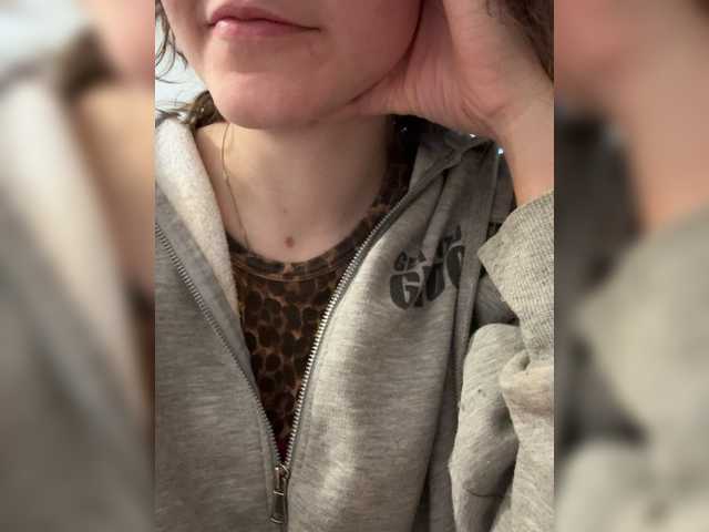 Asexysmile's BongaCams show and profile