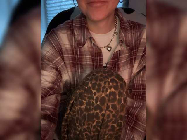 Asexysmile's BongaCams show and profile