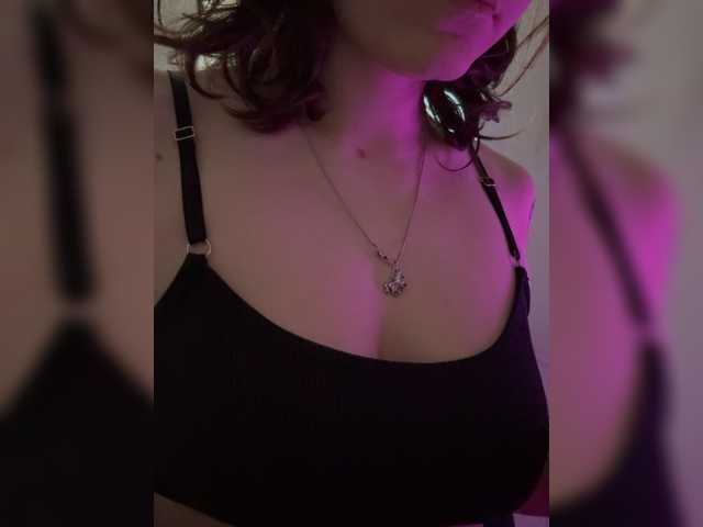 Asexysmile's BongaCams show and profile
