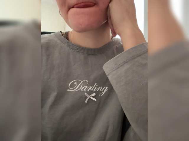 Asexysmile's BongaCams show and profile