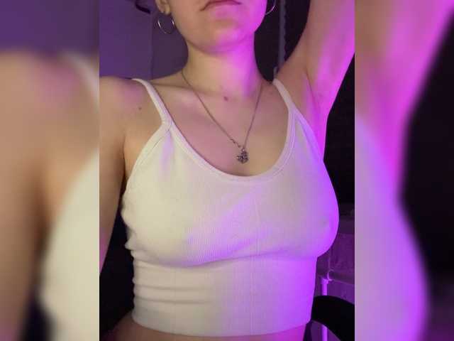 Asexysmile's BongaCams show and profile