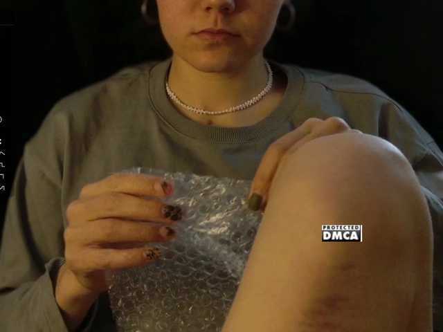 Asexysmile's BongaCams show and profile