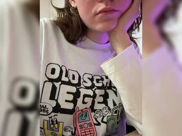 Asexysmile's BongaCams show and profile