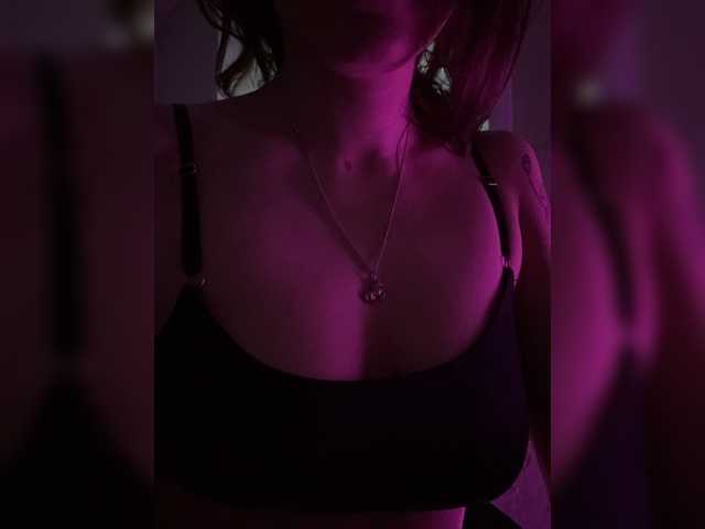 Asexysmile's BongaCams show and profile