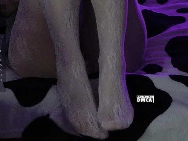 Asexysmile's BongaCams show and profile