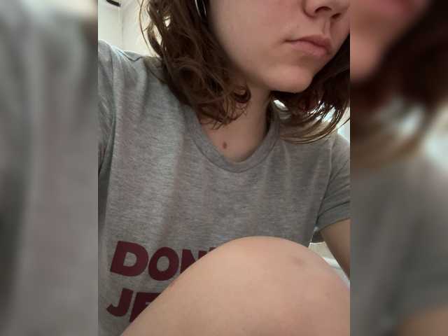 Asexysmile's BongaCams show and profile