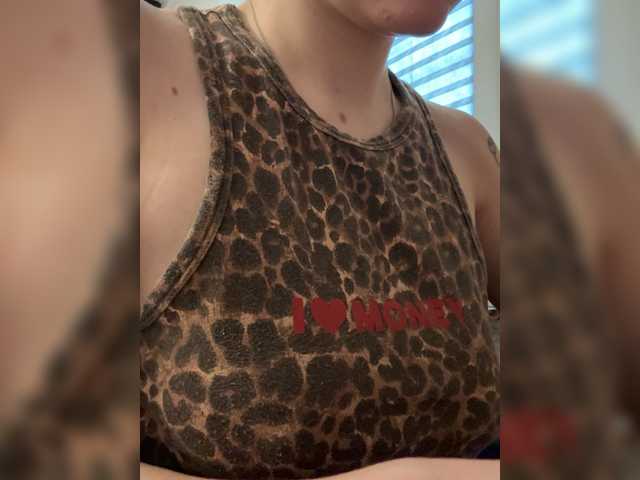 Asexysmile's BongaCams show and profile