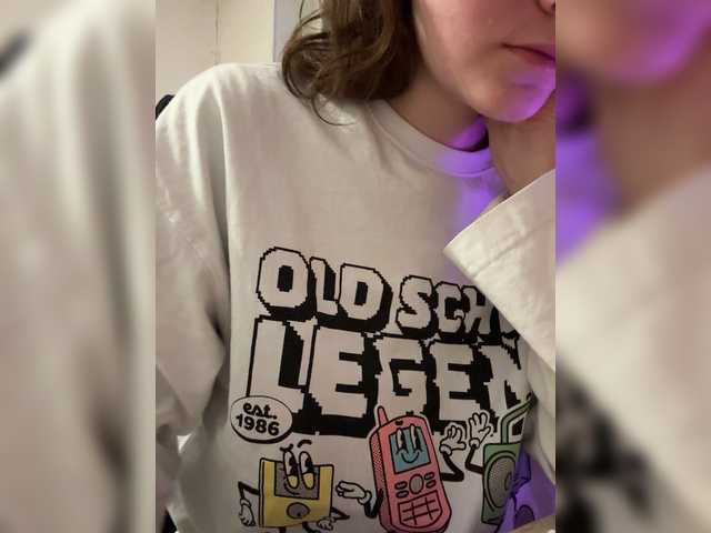 Asexysmile's BongaCams show and profile