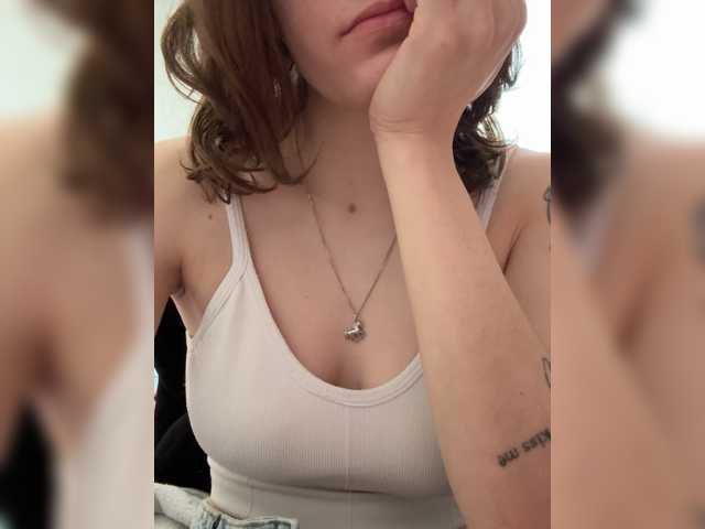 Asexysmile's BongaCams show and profile