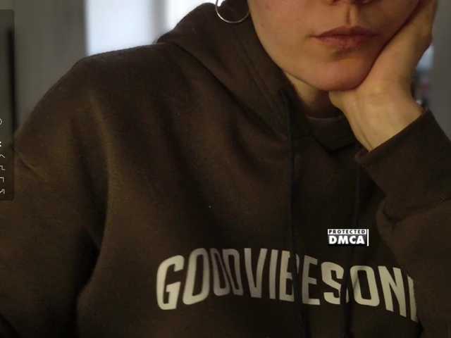 Asexysmile from BongaCams