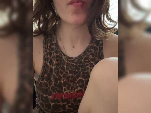 Asexysmile's BongaCams show and profile