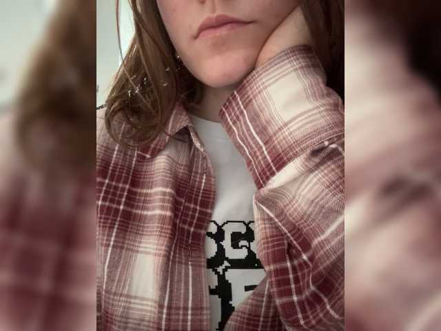 Asexysmile's BongaCams show and profile