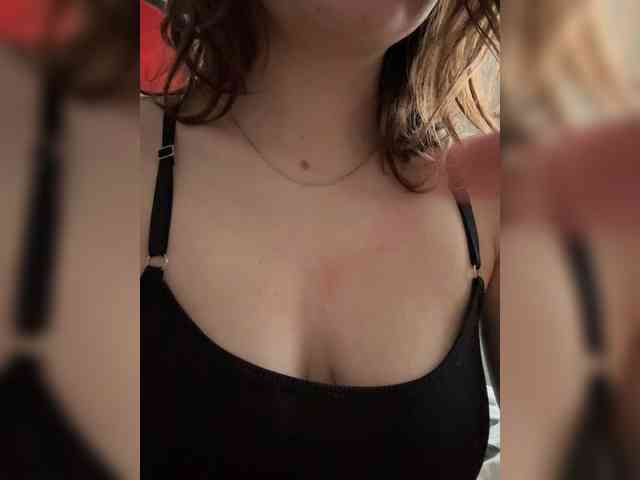 Asexysmile Live Webcam on BongaCams