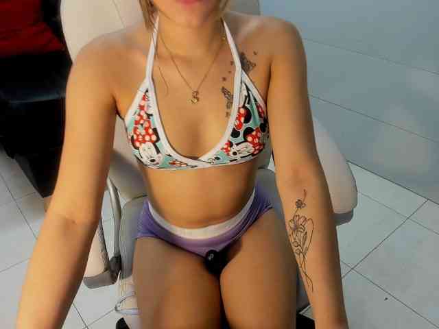 AshleyvanessaRs webcam