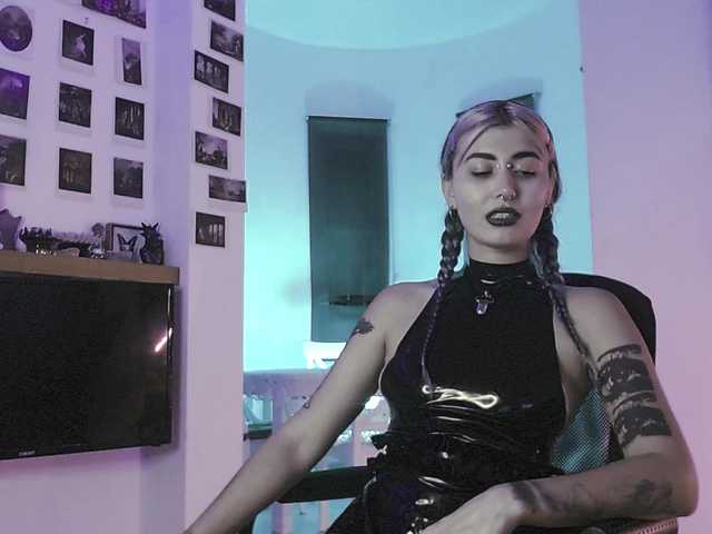 god-x-girl's BongaCams show and profile