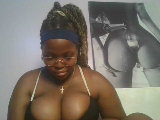 CuteTinkerbella webcam bongacams model stream image